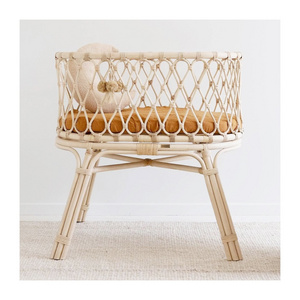 Infant crib cot bed for sales cheap price rattan baby bassinet vintage design for new born babies