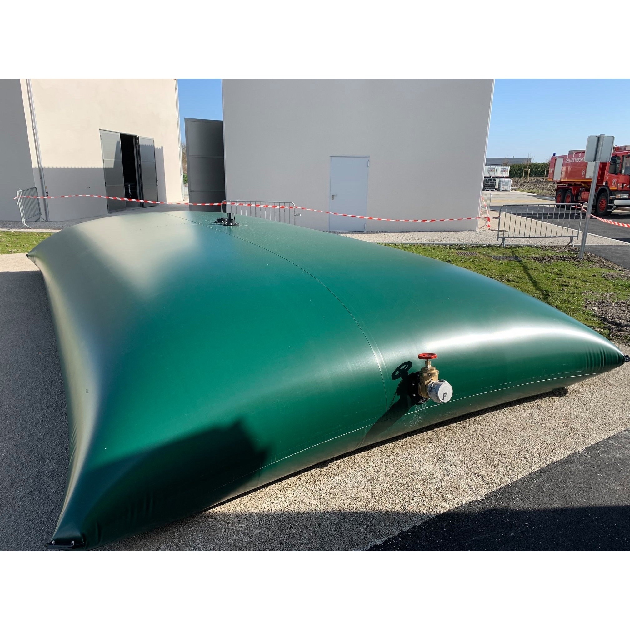 Flexible PVC Water Bladder Storage Tank 45000L 12000 Gallon Collapsible Drinking Water Harvesting Rectangular Water Bladder