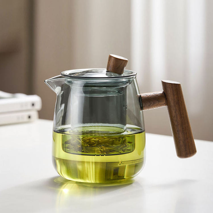 Wholesale Heat Resistant Borosilicate Glass Tea Pot Set With Glass Tea Infuser And Wooden Handle