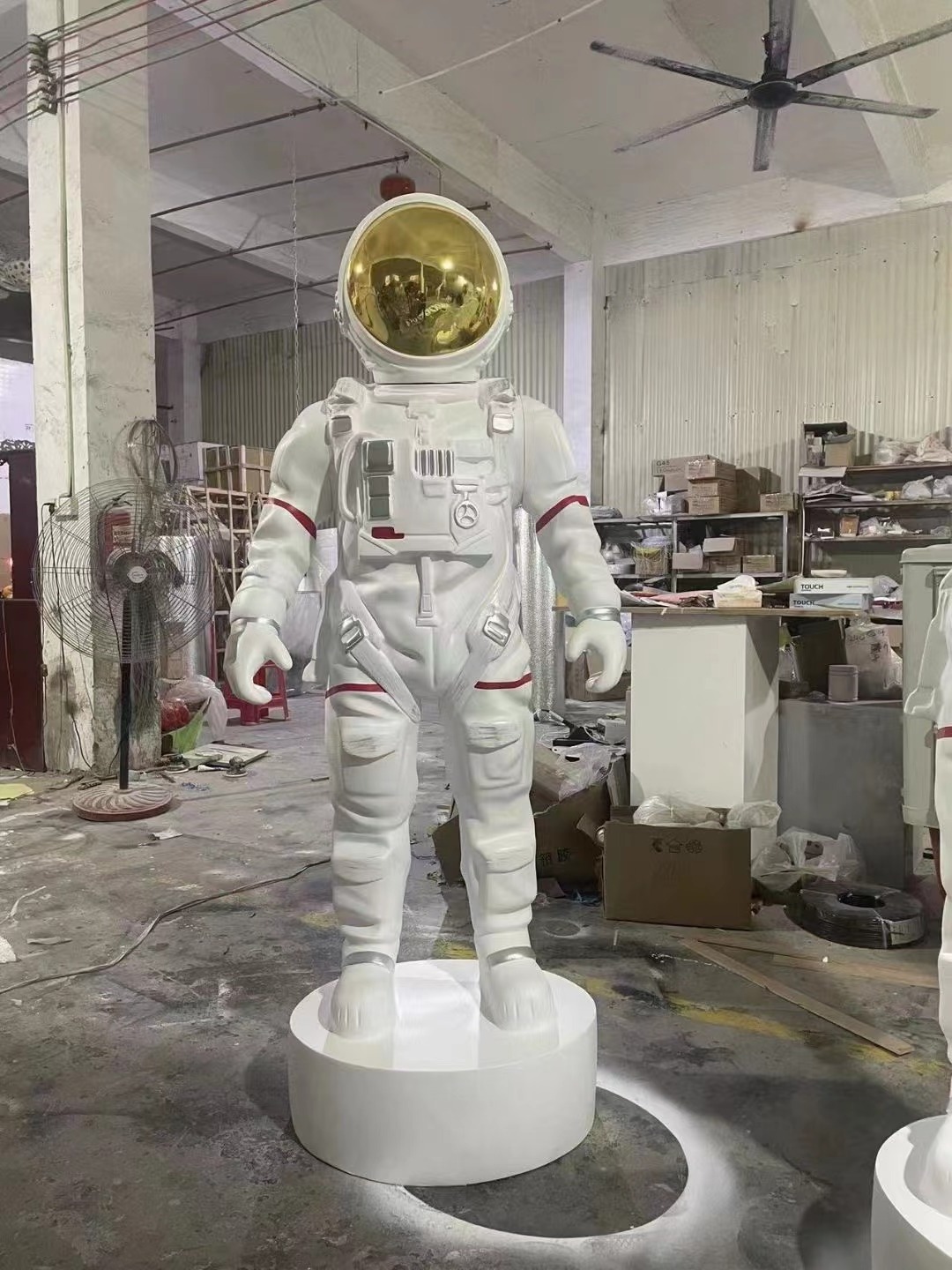 3D life size resin astronaut statue home decor christmas decoration creative pop art sculpture for indoor home decoration