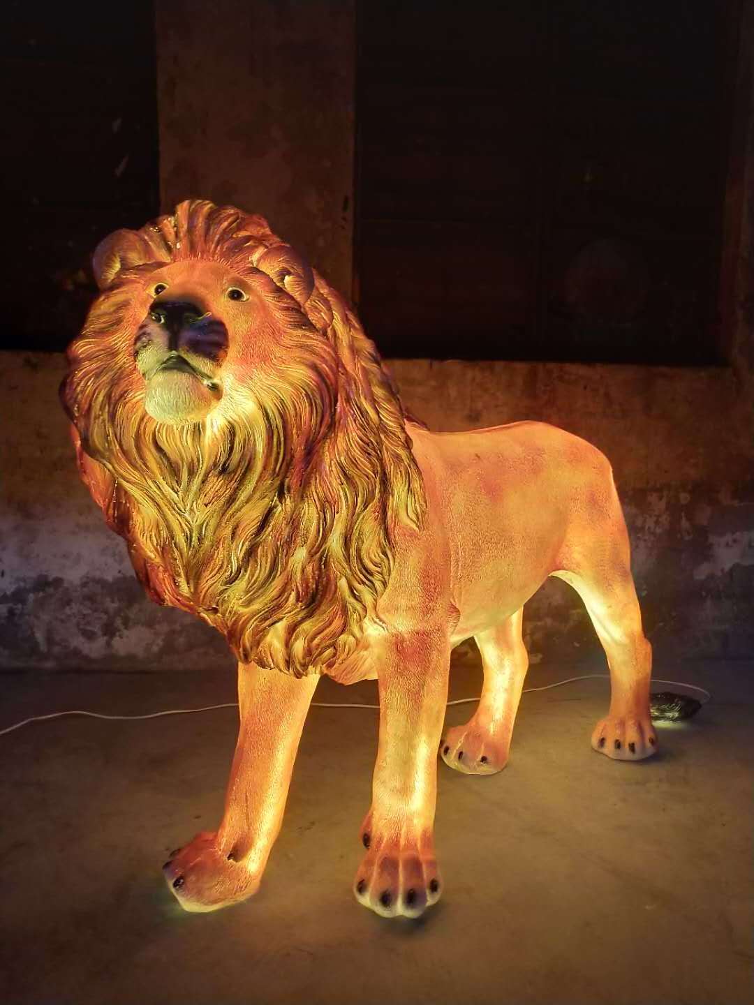 lion safari stuffed animals theme/ 3d props lion figurine/ life size giraffe lion statue outdoor lighting sculpture