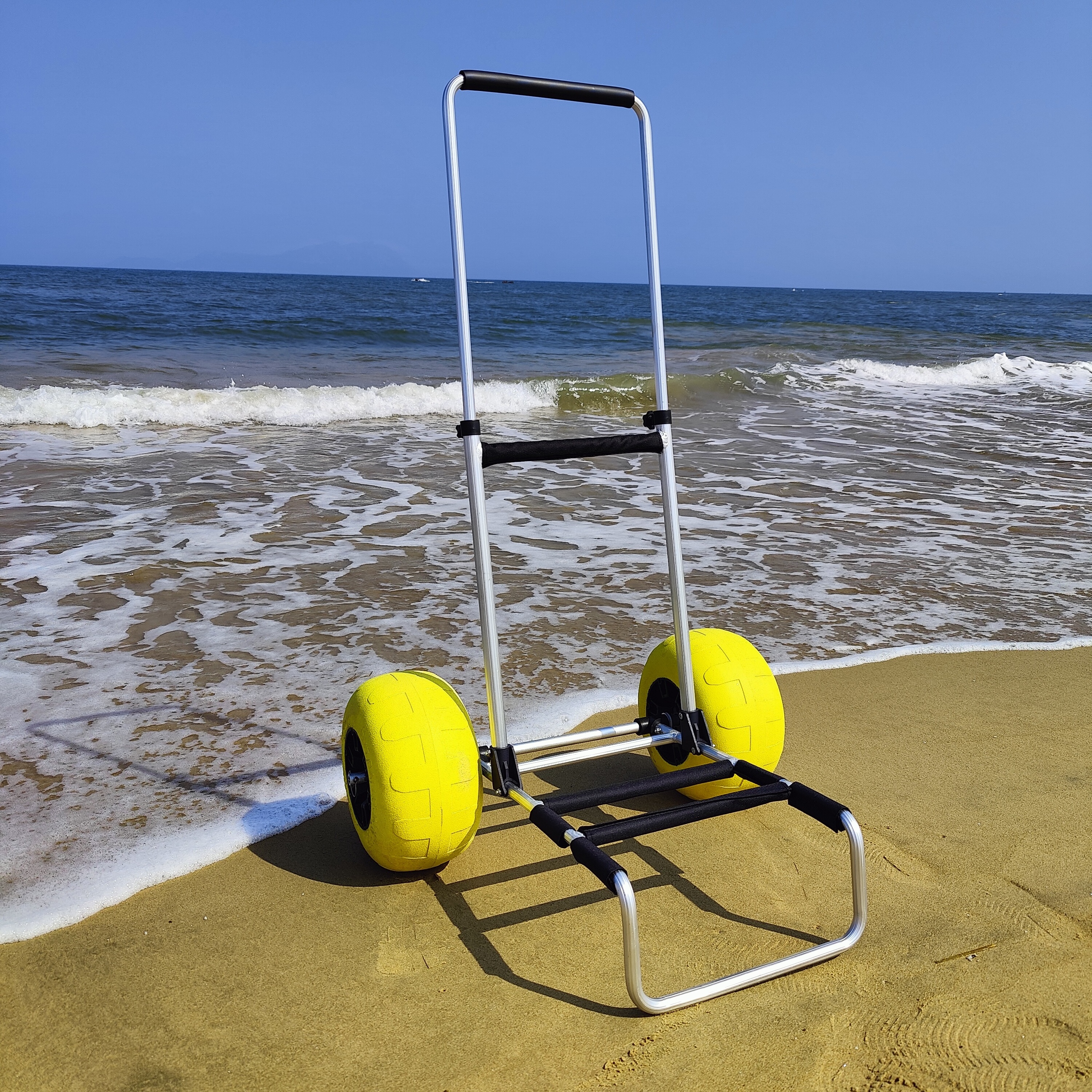 Sand Beach Fishing Cart Foldable Beach Wagon Cart Aluminum Beach Trolley Cart with Balloon Wheels