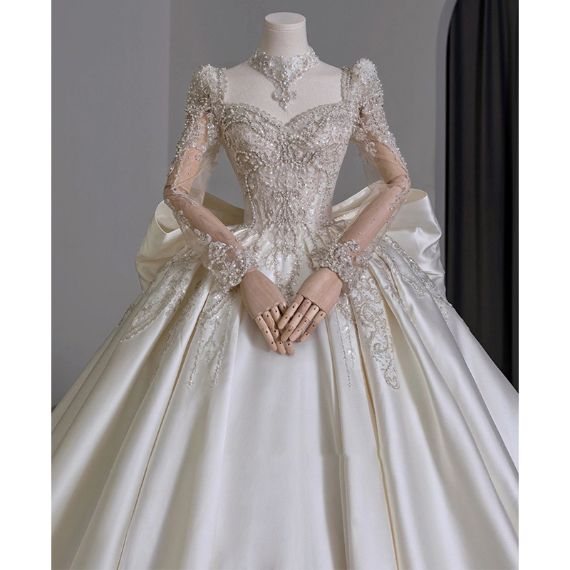 Luxury Sweetheart Bridal Wedding Dresses French Princess Satin Long Sleeve Beaded Ball Gown With Big Bow