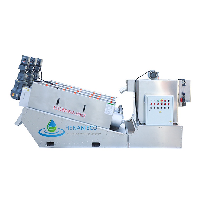 Disc-type screw press slurry dewatering machine - Helical screw press used for oily sludge treatment.