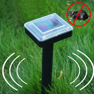 Garden Outdoor Lawn Care Pest Control Device Solar Power Waterproof Electronic CE Ultrasonic Animal Snake Repeller