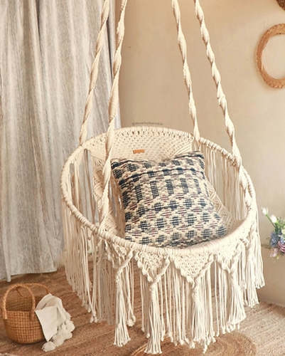 High Quality Stylish Rattan Hanging  Bamboo Swing Chair Hammock  Swing Sleep Bed Cradle Outdoor Chair With Cushion  For Kids