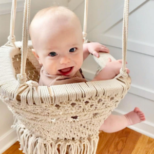 Best Price Eco Friendly Baby Hanging Chair Handmade White Cotton Woven Macrame Hanging Swing Cotton Rope for Baby Wood Modern