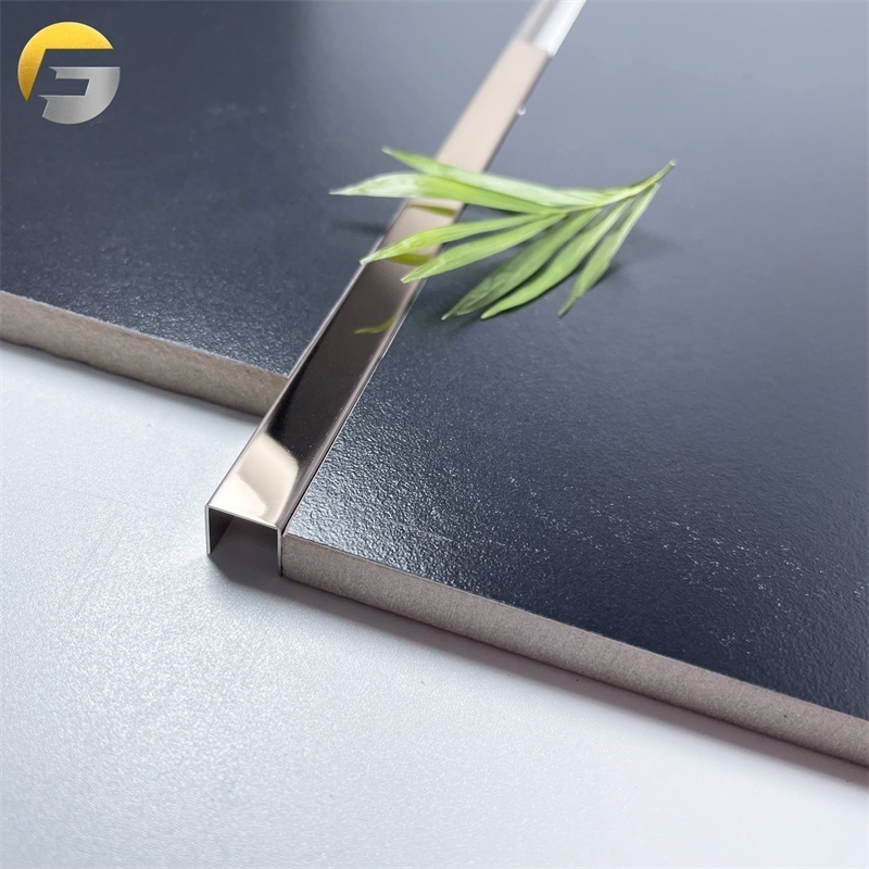 ZB554 Outside Corner Stainless Steel Skirting Board Progress Profiles Skirting 100 Mm