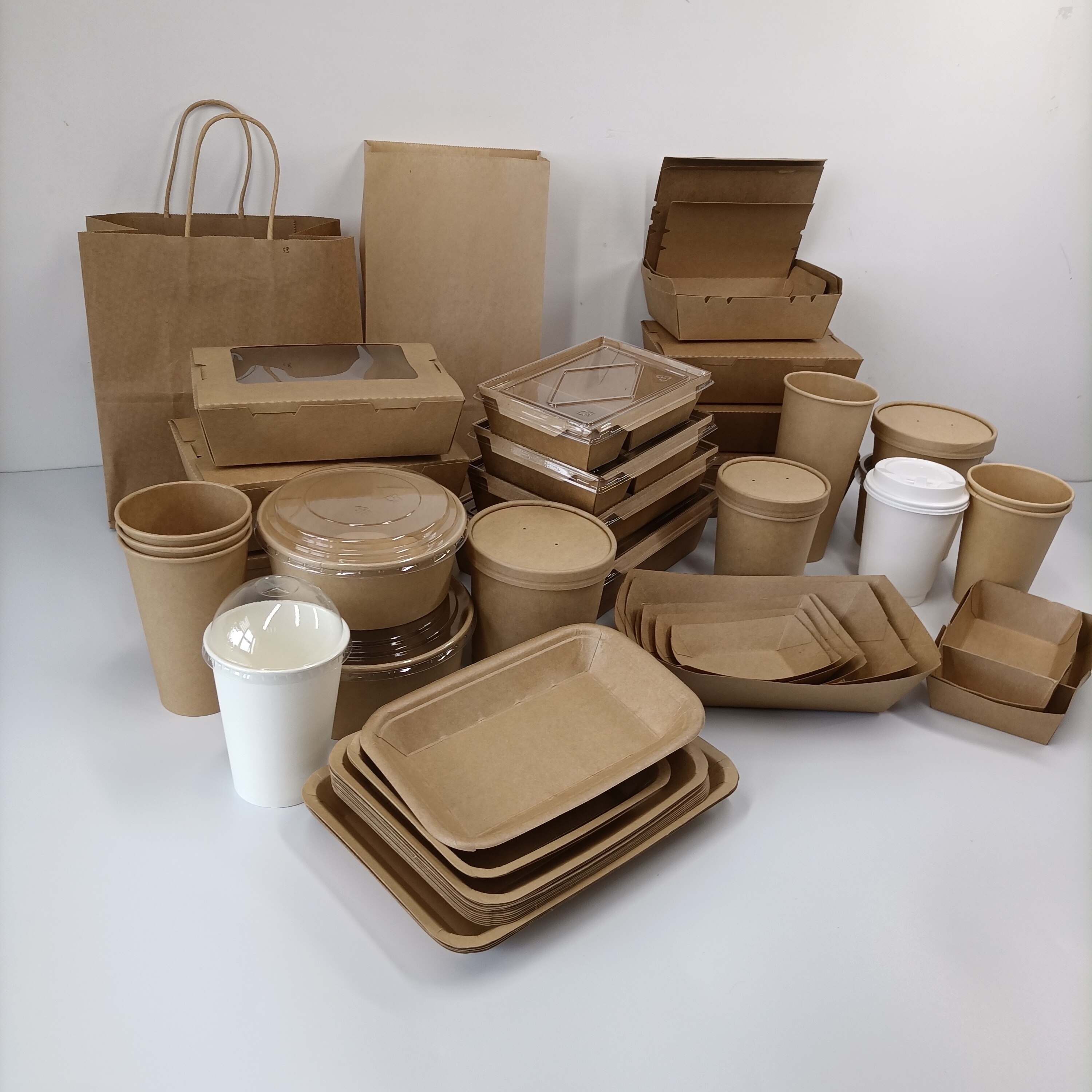 Disposable Cheap Brown Container Pe Coated Kraft Salad Paper Takeaway Box Cardboard Paper Tray Insert Kraft Chocolate Box