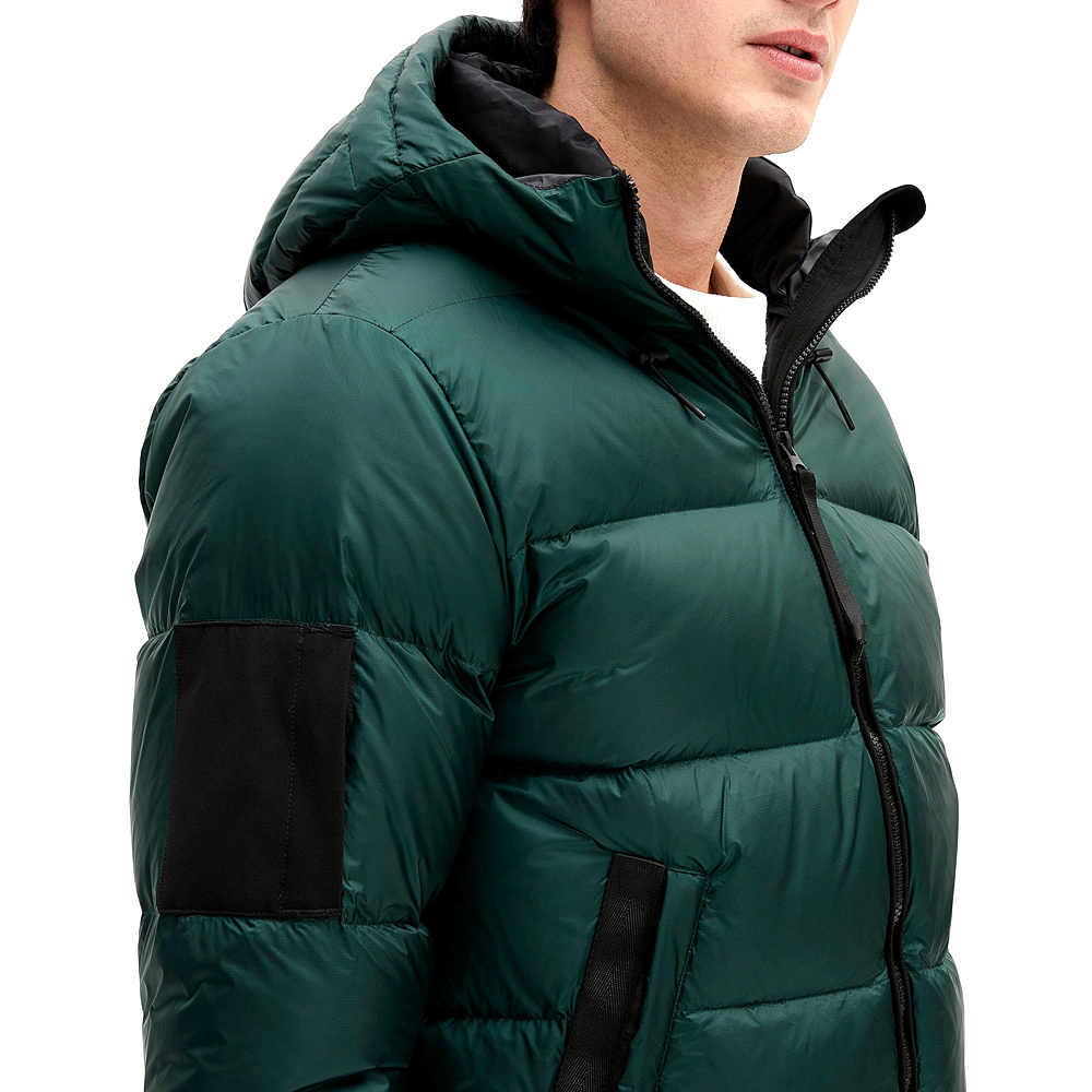 2023 Pakistan Made hooded puffer jacket men's padded down winter puffer jacket top quality men fashionable puffer jacket