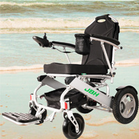 Foot pedal length can be adjusted electric wheelchair bed