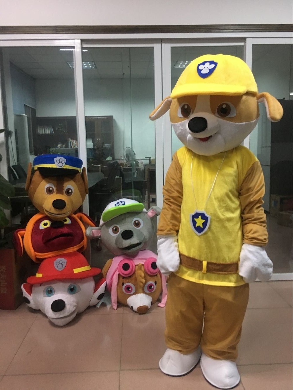 Efun MOQ 1 PC Hot PAW Dog Patrol Mascot Character Animal Dog Cosplay Mascot Costume Patrol Dog Cartoon PAW Mascot Costume