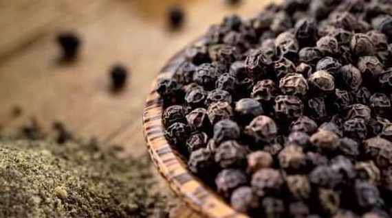 Black Pepper seeds, Quality 99% Grade A+ Natural 100% Color Black dried, Organic, Human consumption, model number: 030