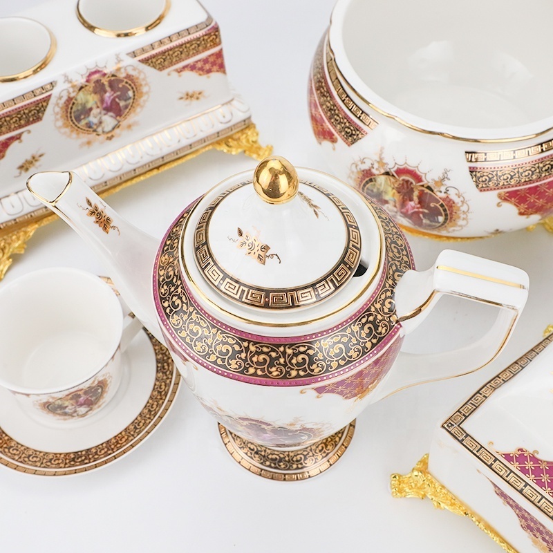 Wholesale Gold Rim Porcelain Tea Cup Set With Teapot Ceramic Tea Pot Food Grade European Drinkware for Home Decor Party