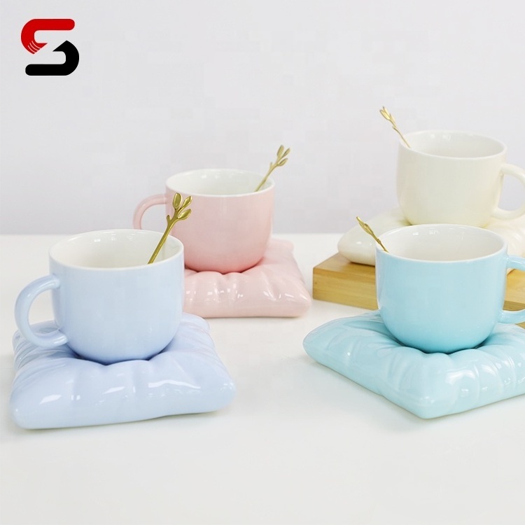 Egrand Nordic Creative Couple Gift Macaron Pillow Shaped Cheap Ceramic Coffee Mug Porcelain Milk Tea Cups And Saucer Set