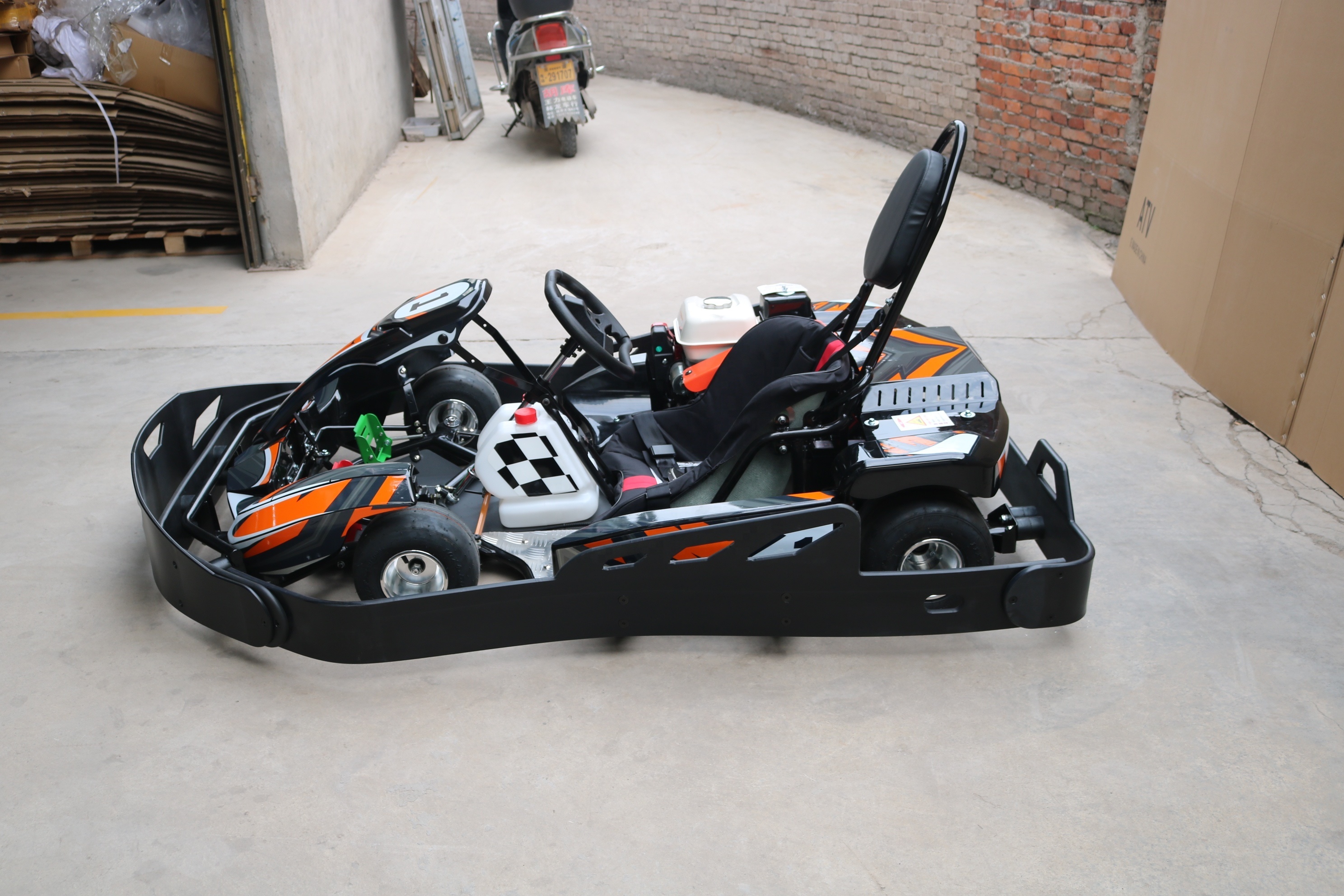 2016 Hottest 4-Wheel 200cc/270cc Pedal Racing Go Karts for Sale