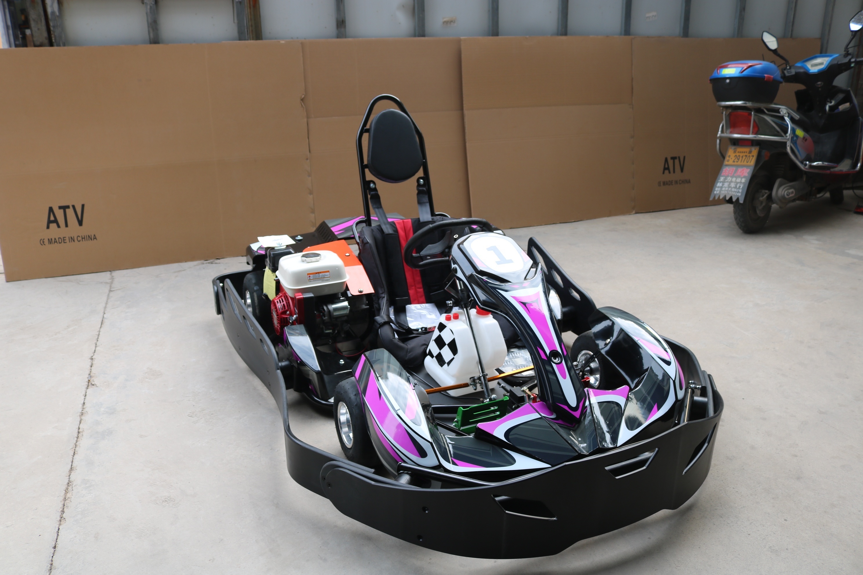 2016 Hottest 4-Wheel 200cc/270cc Pedal Go Karts RI GO KART Series