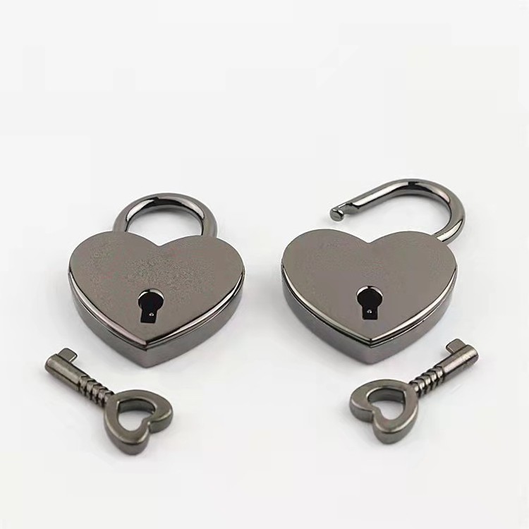 Heart Shape Vintage Metal Mini Padlock Bag Suitcase Luggage Box Key Lock