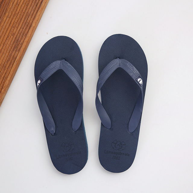 Simple Solid Color Slippers Flip Flops Women Summer Casual Non-Slip Couple Flip Flops Breathable Beach Slippers