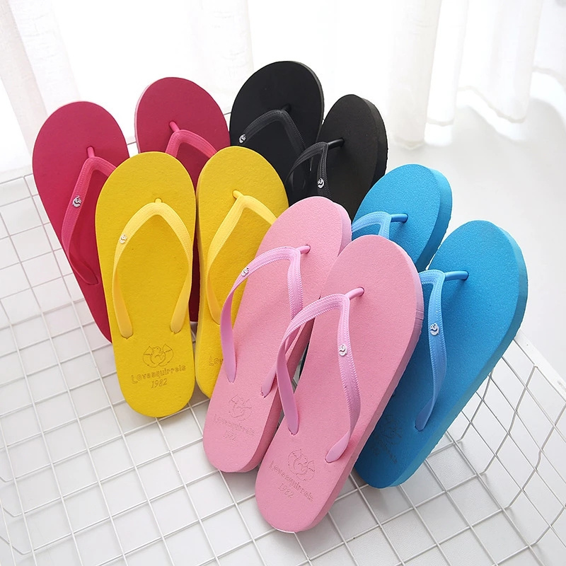 Simple Solid Color Slippers Flip Flops Women Summer Casual Non-Slip Couple Flip Flops Breathable Beach Slippers