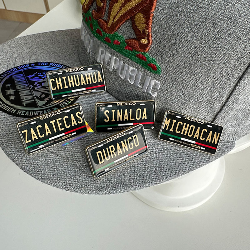 Custom colored Car license plates enamel pins License Plates for The States of Mexico States mexican hat pins