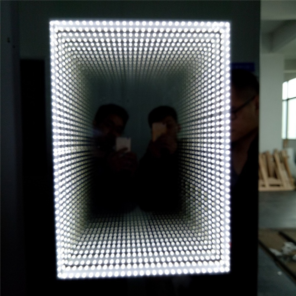 Bright 3D Effect Tunnel Mirror with The Effect of Infinity Bathroom Mirror