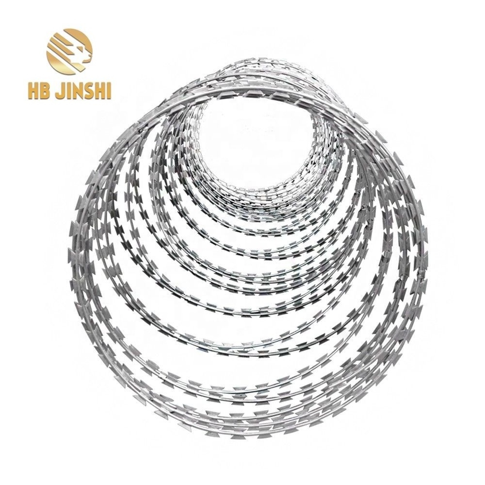 Dia 600 mm Concertina razor wire Security fence BTO-22 Razor Wire