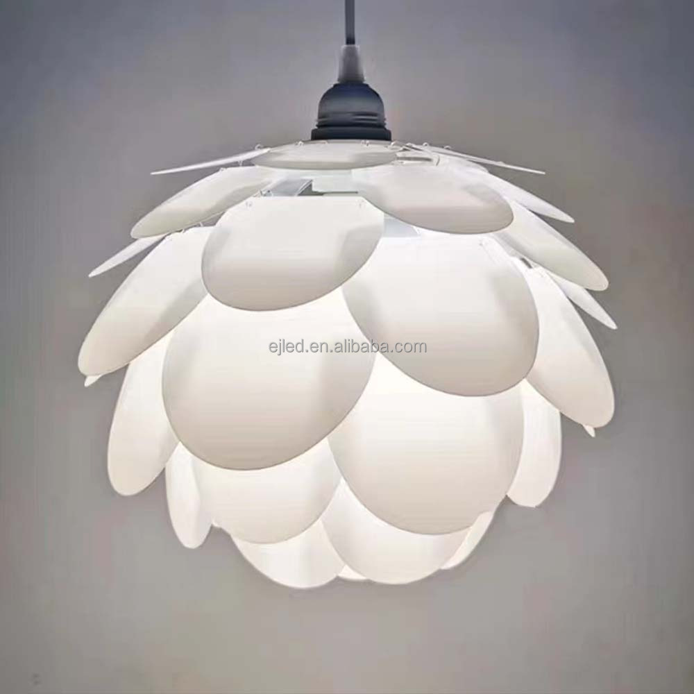 Guzhen Southeast Asia Veneer Lamp Pine Cones Nordic Minimalist Wooden Ceiling Pendant Lamp for Living Room Bedroom Bar RT0123