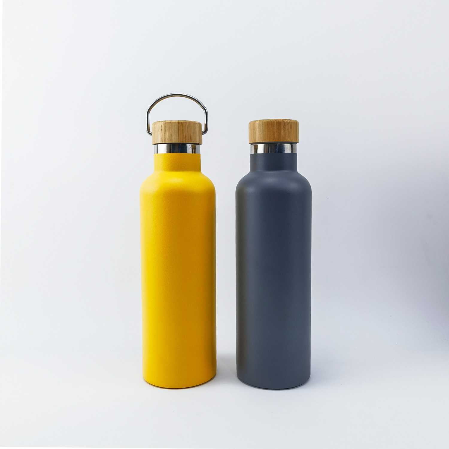 OEM BPA Free Stainless Steel Insulated Water Bottle Double Wall Thermos Vacuum Flasks With Bamboo Lid