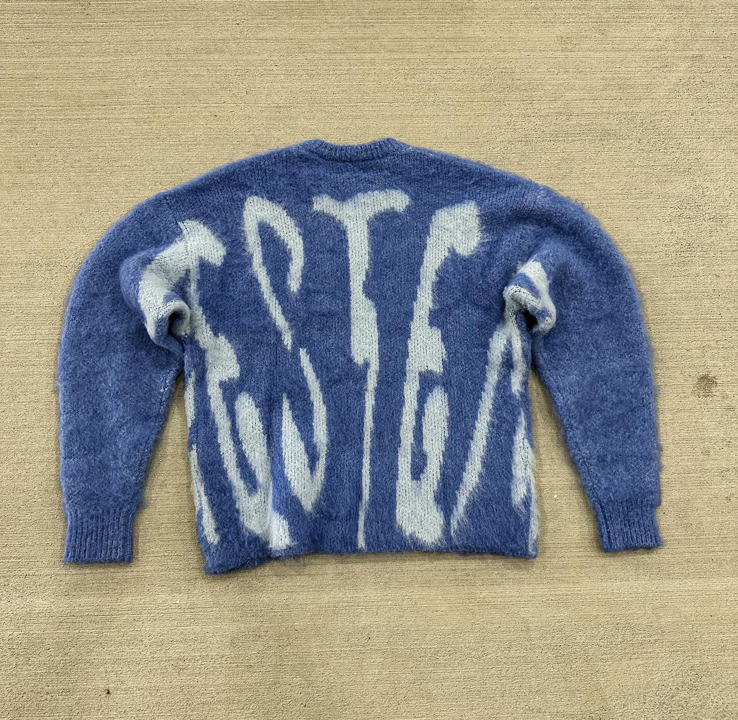 Custom Fully knitted Design Letter Logo Jacquard Oversized Crop Soft Comfortable Mohair Sweater Men