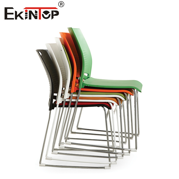 Ekintop Hot Sale Upholstered Padded Plastic Stackable Chair Office Metal Frame Fabric Armless Stacking Plastic Conference Chairs