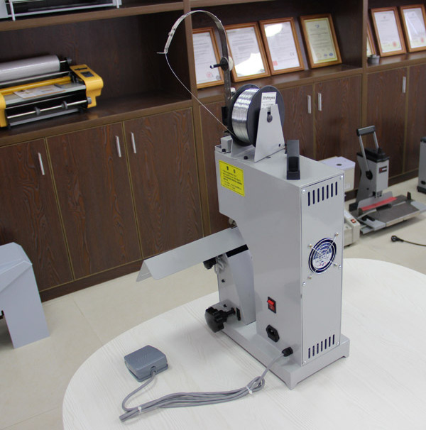 Manual Notebook Saddle Book Stitching Machine Paper Binding Machine