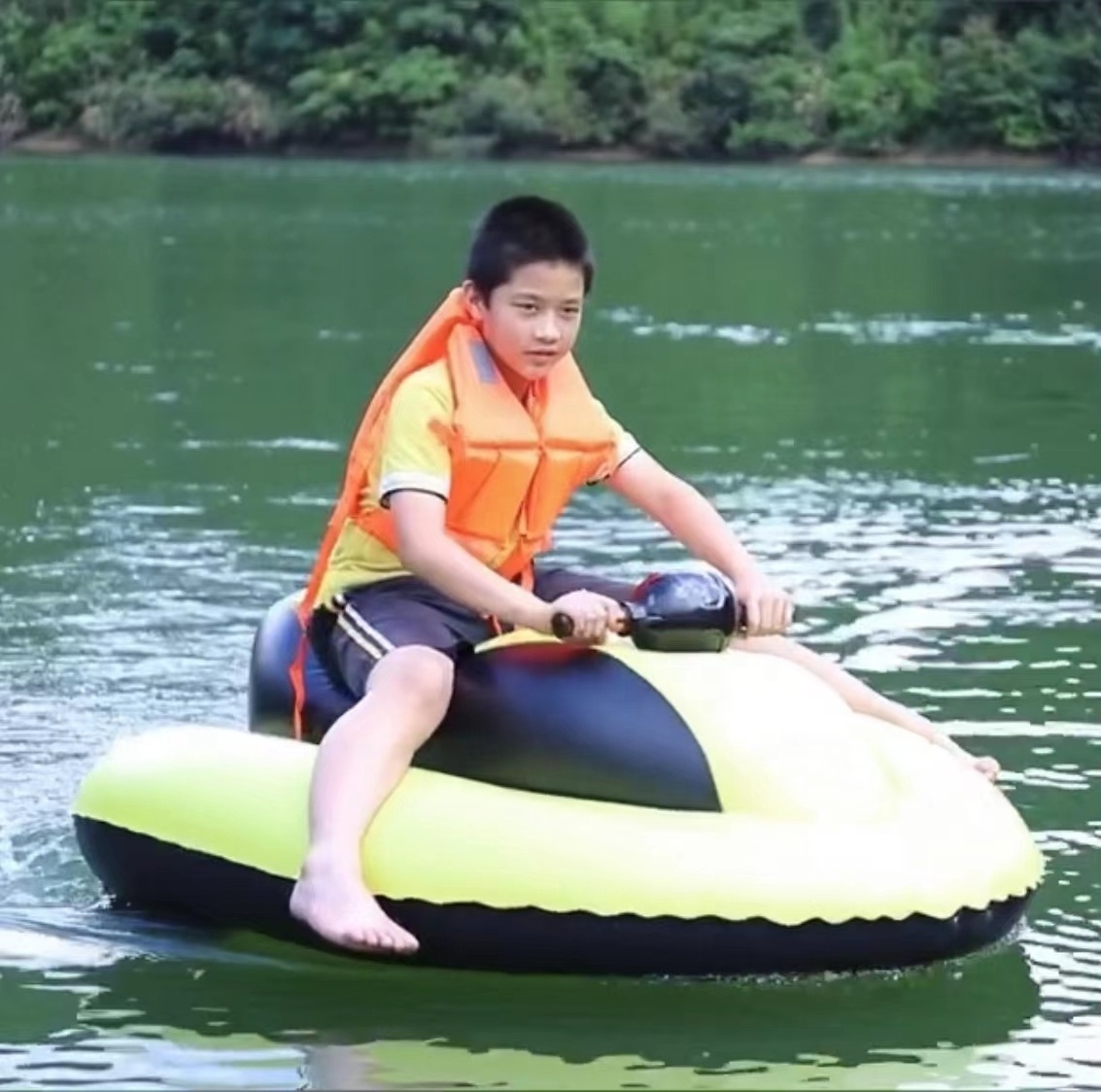 Hot Selling PVC Plastic Toy Jet Ski Water-skiing Inflatable Jet Ski With Electric Motor For Kids