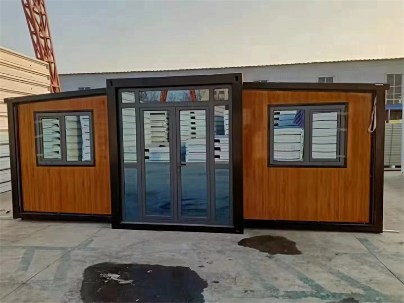 China Prefab modular capsules house /porta cabin two bedroom / 20ft and 40 ft foldable expandable container house for sale