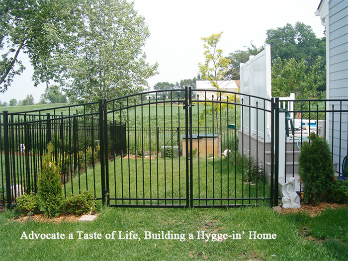 Professional Customized Iron Gate Design Decorative Black Iron Wrought Gate from Nigeria