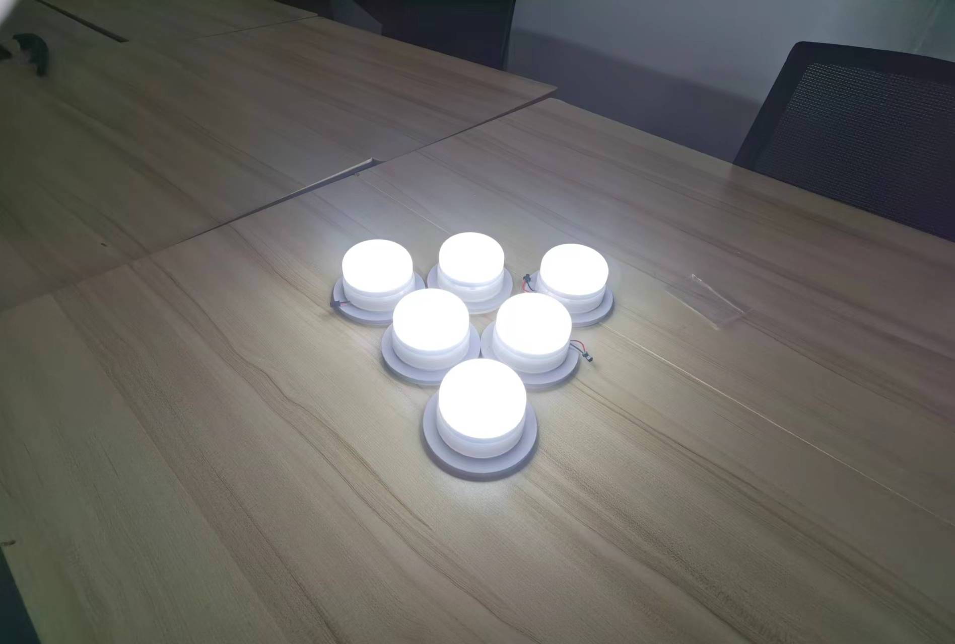 IP 68 Water proof 120mm  Rechargeable Battery LED light base led furniture replacement light