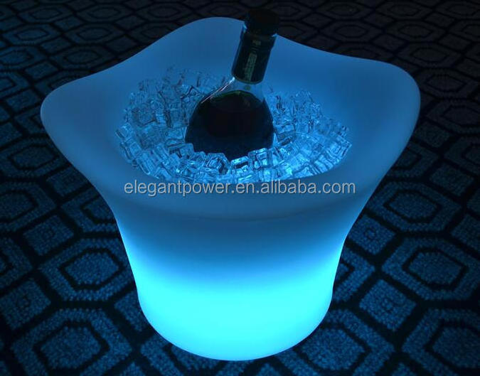 CE&ROHS PE plastic color changing led ice bucket with remote/led illuminated ice bucket/ led lighted ice bucket