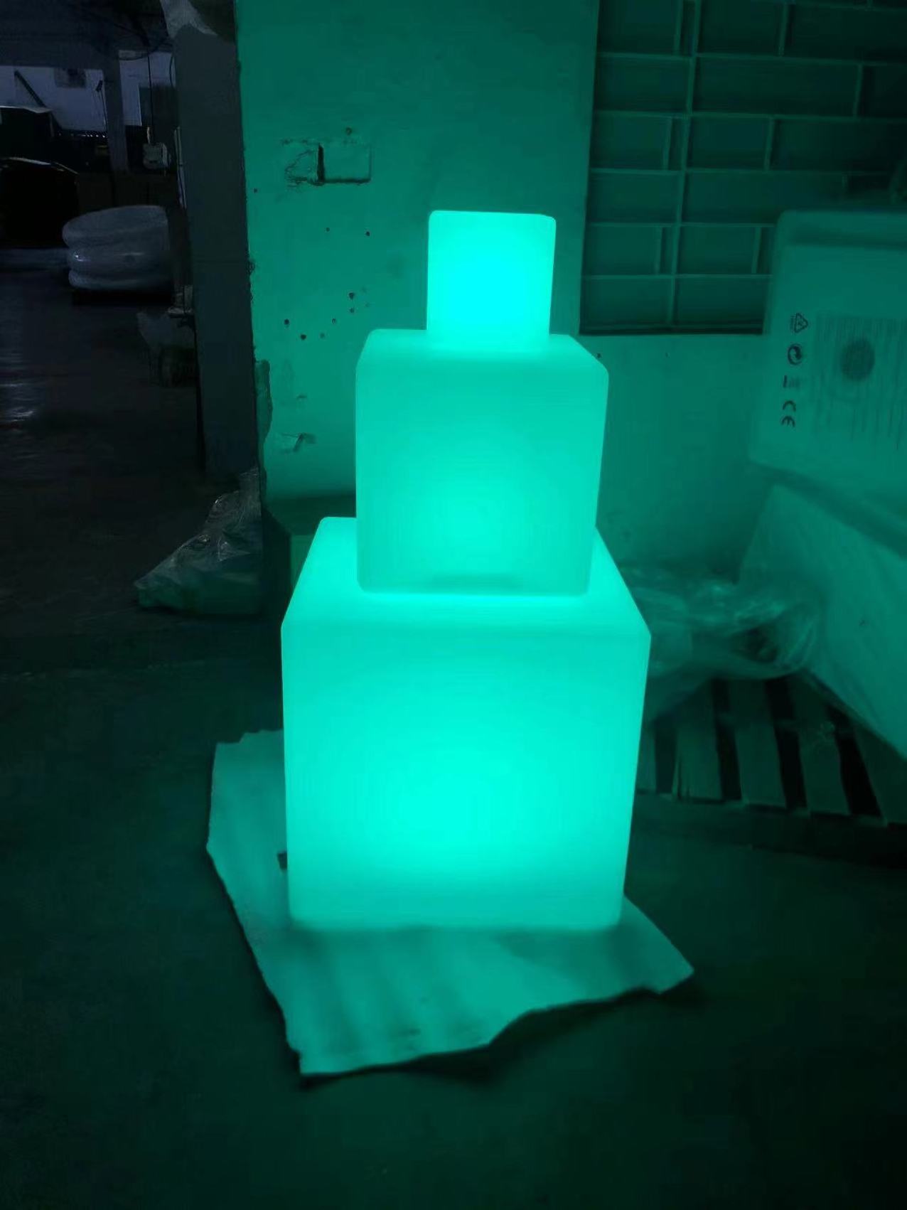 Rechargeable 3D plastic LED grow light bar cube table and seat / battery powered LED mood light cube