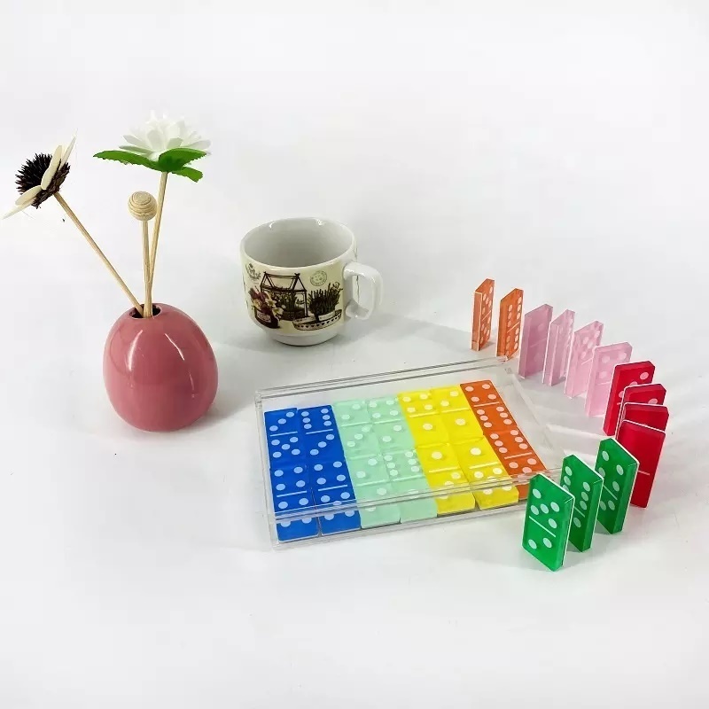 Factory custom acrylic game set crystal domino chess set fashion acrylic domino set