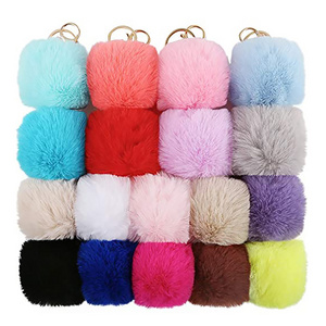 Promotional Cute Pompom 8cm 26 Colors Furry Fluffy Puff Ball Designer Faux Rabbit Fur Ball Pom Pom Keychain