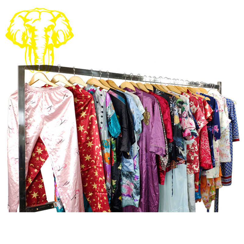 Second hand clothes thrift clothes bales from wholesale clothing dubai bulk supplier list for clothing