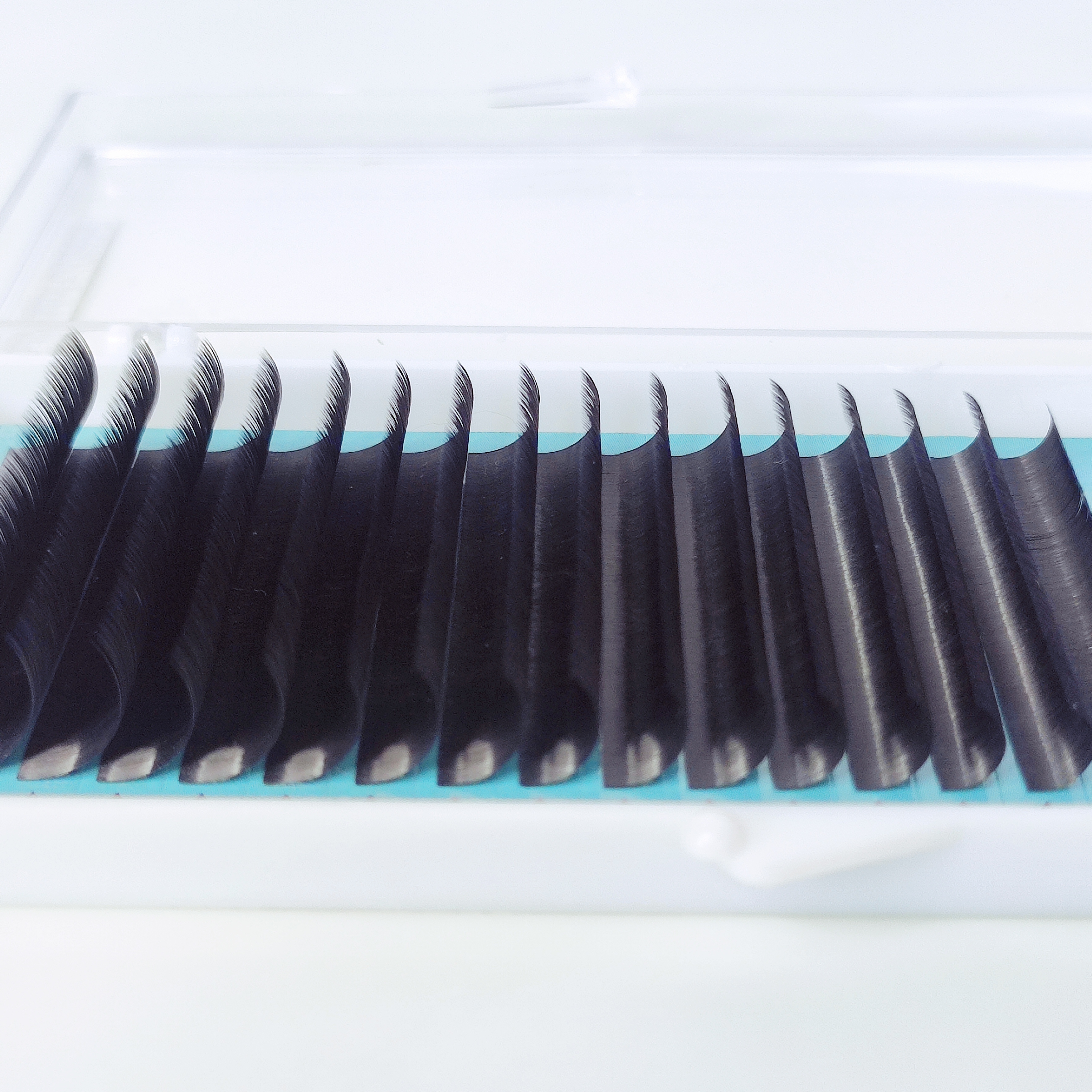 Best price handmade professional classic lash tray volume eyelash extensions color lashes 0.02-0.25mm from Vietnam