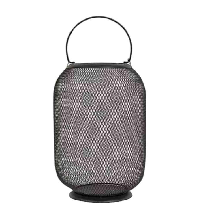 Black Wire Mesh Lantern 11.8-inch Tall Black Metal Mesh Lantern Antique Metal Candle Lantern for Indoor and Outdoor Garden 2023