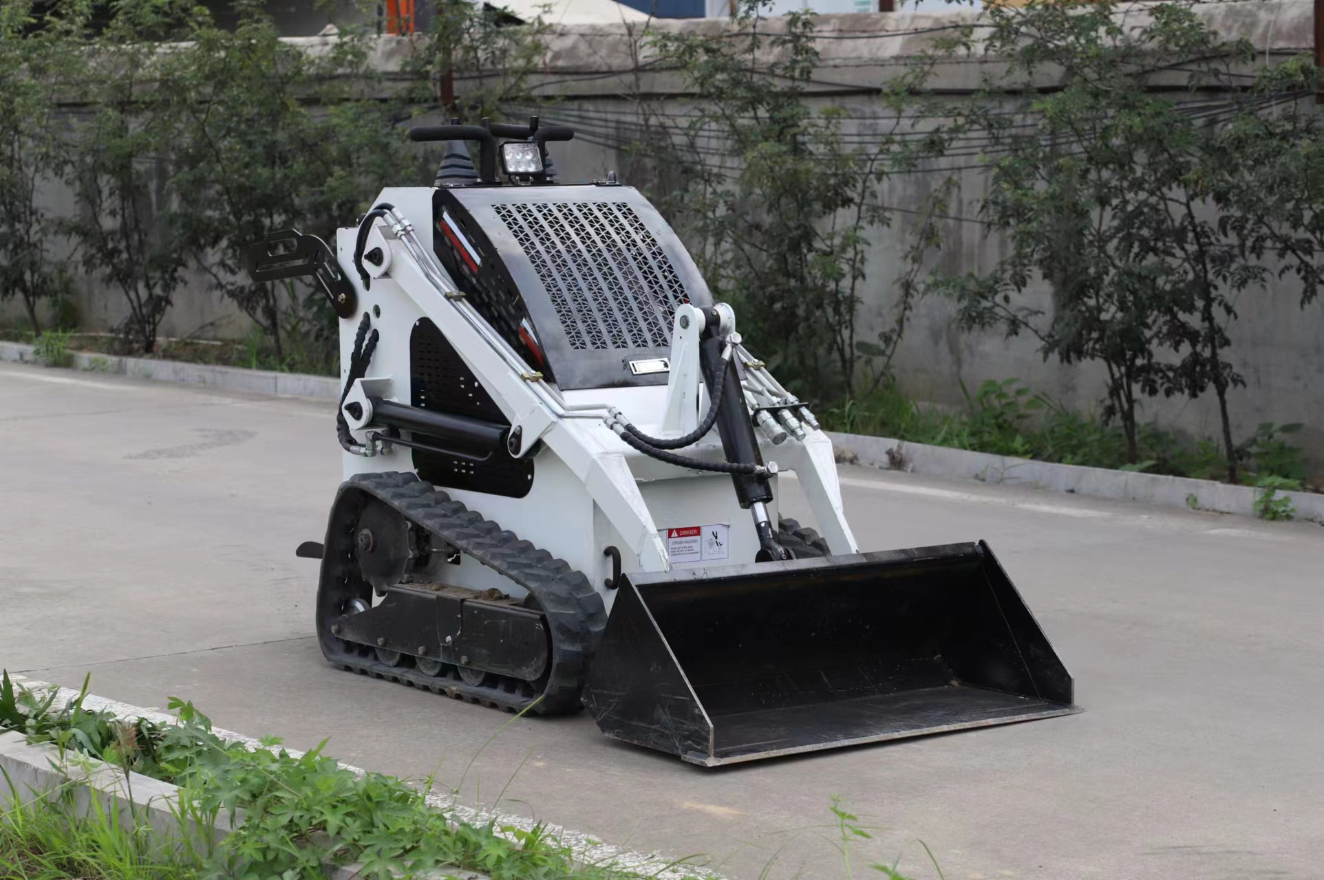 Hot sale Mini Skid Steer Diesel Loader Cheap Wheel Loader CE EPA Engine Compact Skid Steer Loader with Factory price