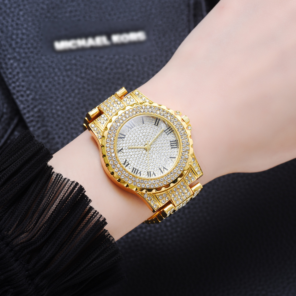 Top Selling Fashion Rhinestone Decor Round Pointer Quartz Watches for ladies