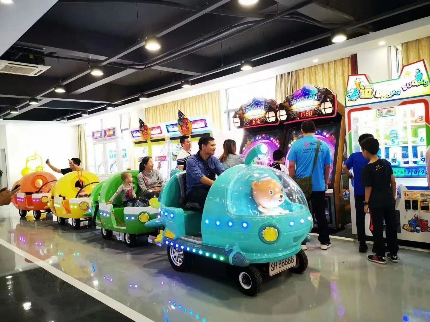 Ocean theme amusement park children Electric trains kiddie electric mini train for sale