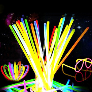 Super Bright Glow Sticks Bulk Glow in the Dark Party Supplies multicolor for Party Favors Long Lasting Neon