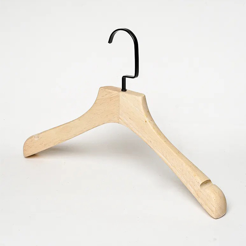 Hot Sale Non-Slip Wooden Coat Hangers Wood Clothes Hangers for Garment Display Clothes Wood Anti Slip