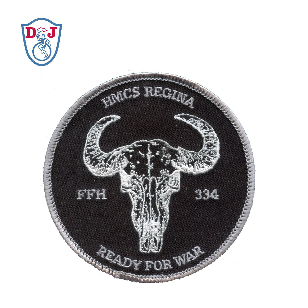 Custom Patches Embroidery Badges Heat Press Emblem Cloth Patch Iron On Custom Logo Embroidered Patches