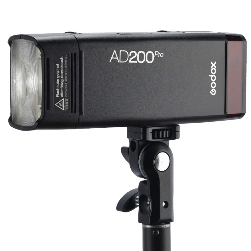 Hot Godox AD200Pro Outdoor Flash Light TTL 2.4G 1/8000 HSS 0.01-1.8s Recycling 200Ws Pocket Flash AD200 Pro with 2900mAh Battery